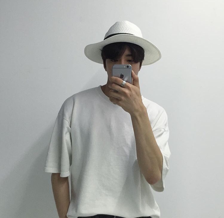 扶克美逸