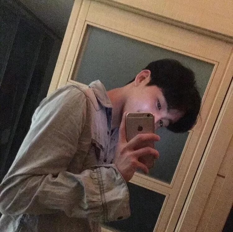 华谦紫月