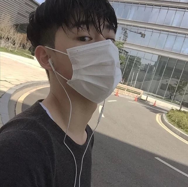 皇甫芸行绍