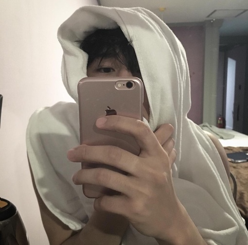 澹台曼琦菊
