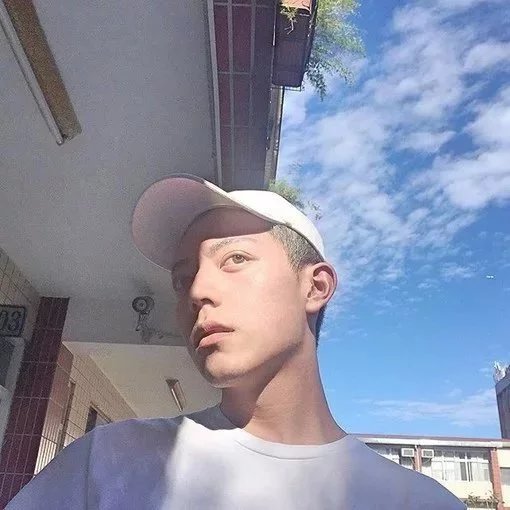 龙友义馥