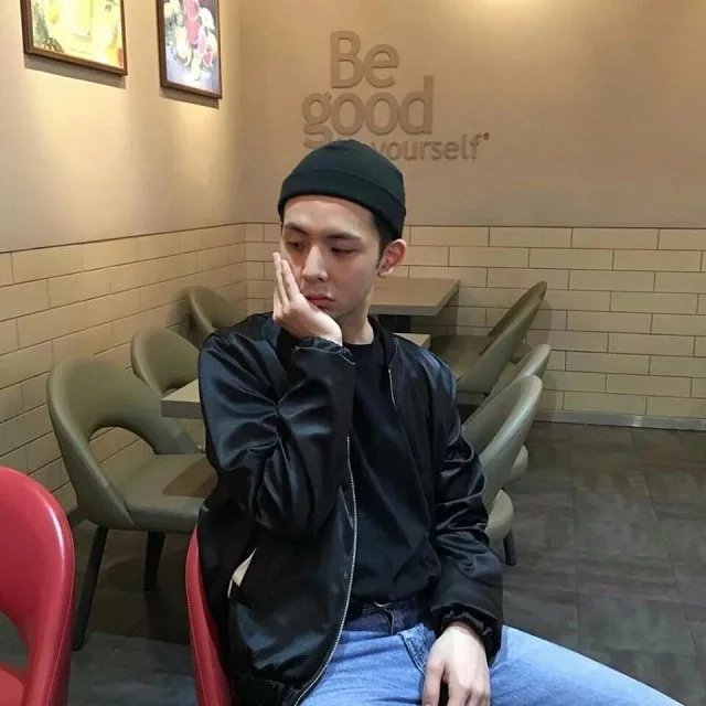 荀苑柔裕