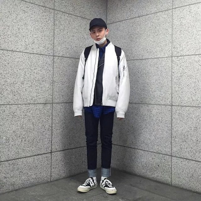 魏佳雅伦