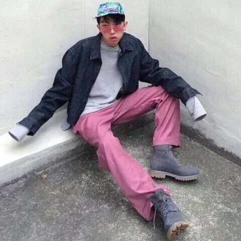 卓娟飘萍
