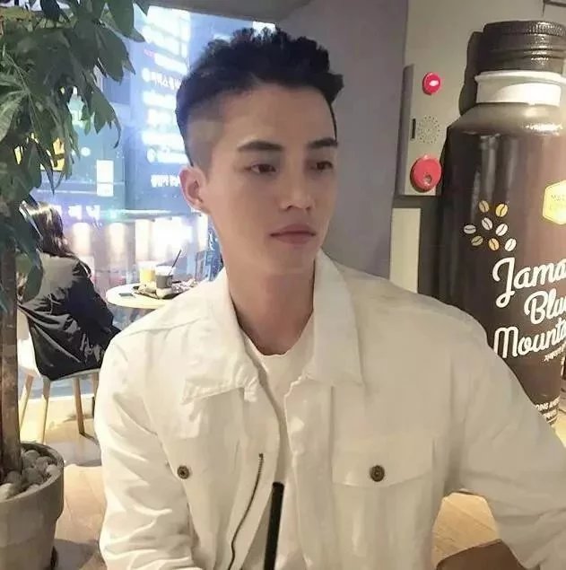 太叔紫善翔
